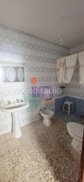 Foto db2850f4-081a-4b4e-ac42-cd342a38ba28. Casa a Torrenueva