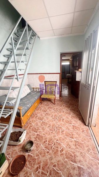 Foto 9c26e65e-a5fd-4782-a619-f1a4b31da137. Casa amb aparcament a Valdepeñas