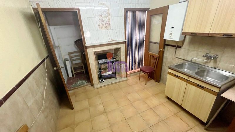 Foto d618b28b-bd1d-4eae-9718-0148e3a3ceaa. Casa amb aparcament a Valdepeñas