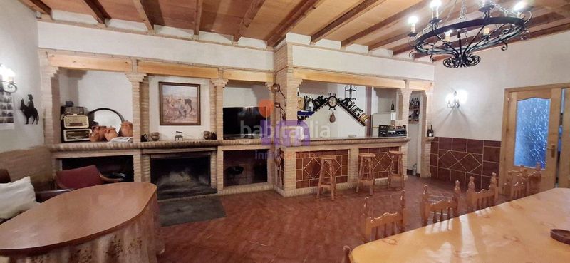 Foto 083fed49-0462-4023-b86f-d1b17b1161e4. Edificio  en venta , 1 dormitorio. en Torrenueva