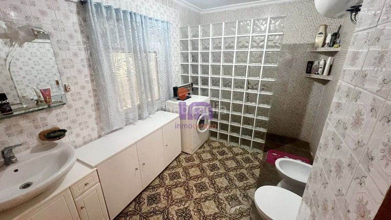 Foto f6bf3182-1406-4db8-b7e6-c243110a067f. Casa amb calefacció a Moral de Calatrava