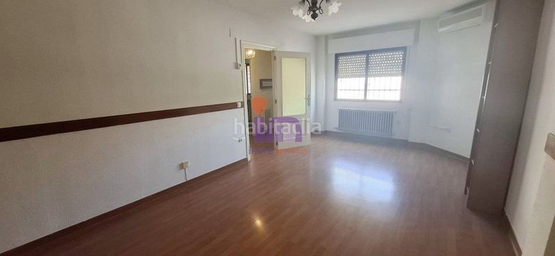 Foto af6e3d09-2e8b-4200-846d-74ba384ad40e. Casa amb calefacció a Valdepeñas