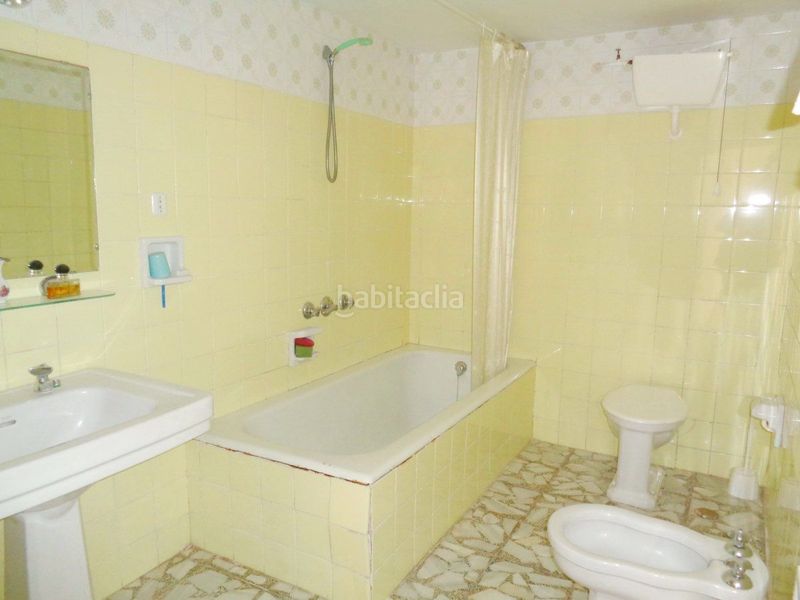 Foto f51f2648-f82e-4b6a-950f-f0864a4306a1. Casa a Valdepeñas