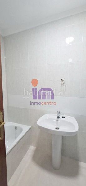 Foto cd6b8e64-b117-4c4b-a131-f514138d8624. Casa amb calefacció aparcament a Valdepeñas