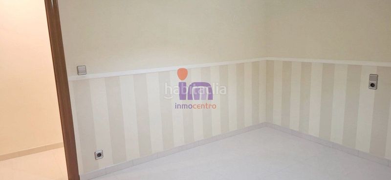Foto e80a5e74-74e4-40b9-a278-3b2f4597a3a9. Casa amb calefacció aparcament a Valdepeñas