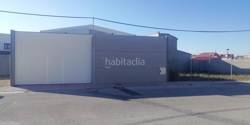 Foto 2400e992-0f26-442f-824f-4221e413ff25. Nau industrial a avenida de toros 17 a Pedro Muñoz