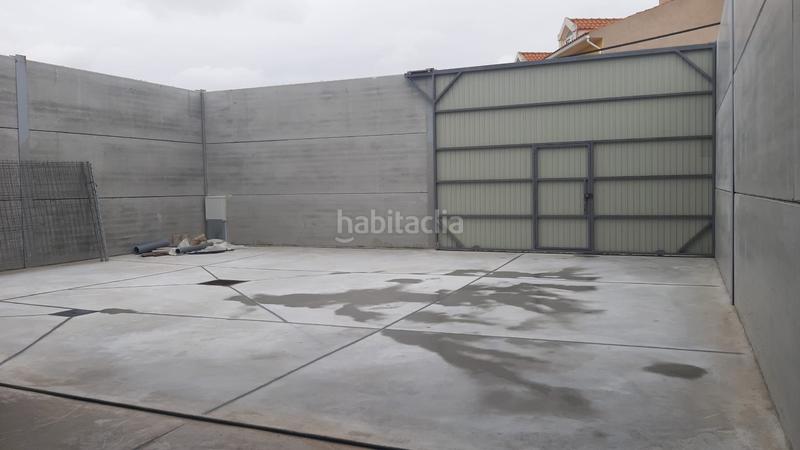 Foto 3da0820d-a720-48f4-b238-7c3cbcf158ca. Nau industrial a avenida de toros 17 a Pedro Muñoz