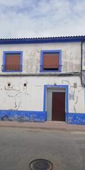 Casa a Calle paloma 46. Casa muy bien situada, en zona muy tranquila de pedro muñoz, tie