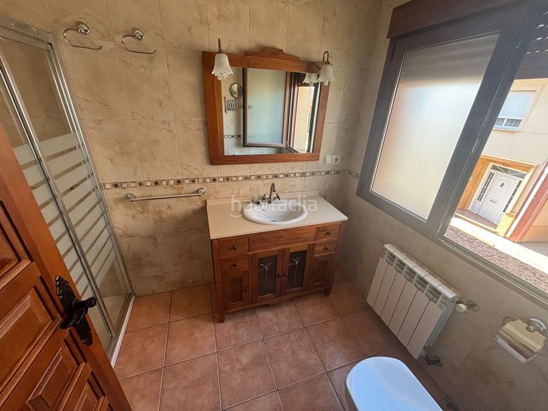 Foto f877dd5f-3148-437c-b3ee-9267267365f0. Casa a avenida de la concordia 56 a Pedro Muñoz