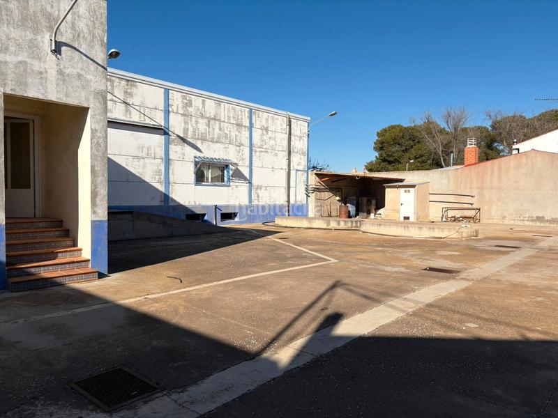 Foto 446e8ce6-6eeb-4d29-9440-a1fafc5cef60. Nau industrial a calle duque de alba 31a a Pedro Muñoz