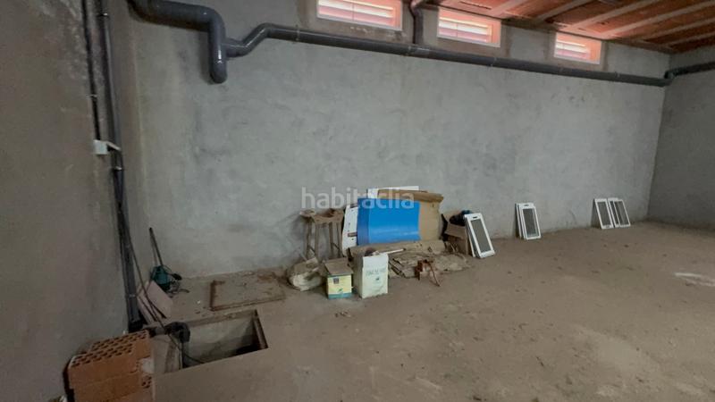 Foto f6d6039e-97a2-4d1f-ade2-cc98cc5a4e34. Nau industrial a calle duque de alba 31a a Pedro Muñoz