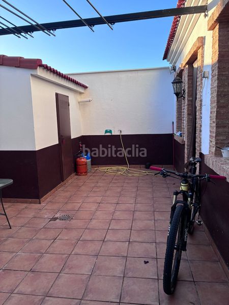 Foto d28aa3d4-2233-4900-a28f-7b3a421f7f51. Casa a Pedro Muñoz