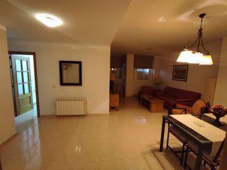 Miete Etagenwohnung in Pedro Muñoz. Se alquila piso un dormitorio en pedro muñoz