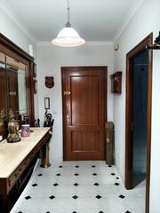 Pis en Ra da estrada 16. **piso en la segunda planta a 2 minutos andando de la playa**