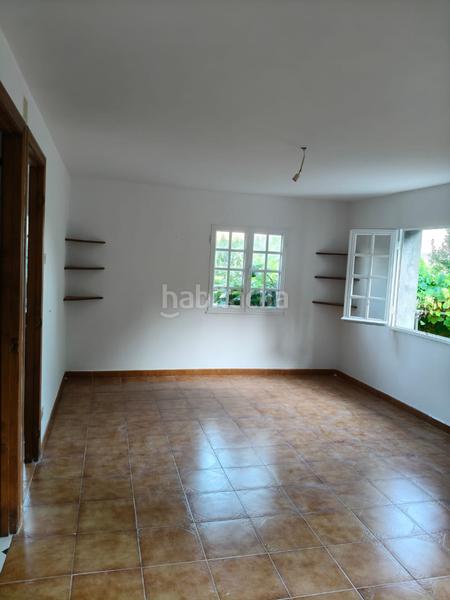 Foto a9110fc7-738a-4c75-8c53-0c1fd67e5874. Casale con camino in Cedeira