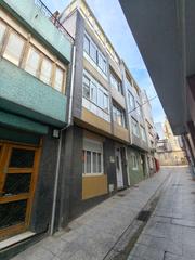 Maison jumelée à Rúa tetuán 5. **casa pareada en el casco antiguo de cedeira**