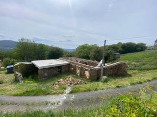 Bauernhof in Cedeira. **casa rústica para rehabilitar ideal para inversión**