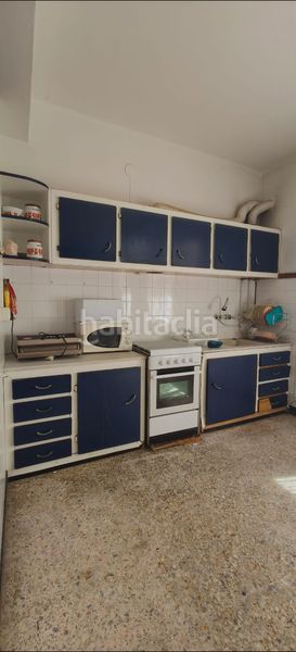 Foto 9cd15696-a1d1-4f1a-a608-a527528cc27d. Casa aparellada a Cedeira