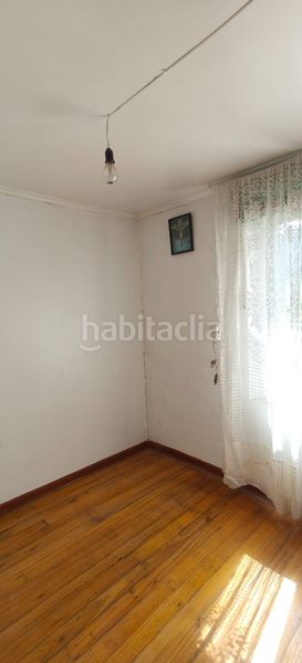 Foto d9e2f29b-26e1-4e77-a6eb-f839d7a69a8f. Casa adossada amb aparcament a Cedeira