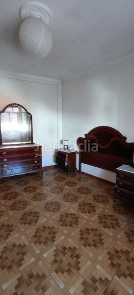 Foto 0714f6f9-9ef2-4abf-bd4d-620f621966ca. Edifici a Cariño
