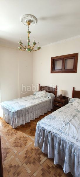 Foto 8c5eadde-fe23-46c7-a5ce-20efc117b6ea. Edifici a Cariño