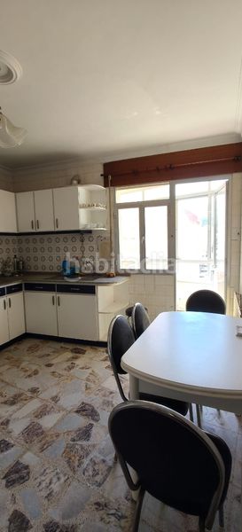 Foto f79d3329-1ee5-4f5e-ac22-21d3691c8ed5. Edifici a Cariño