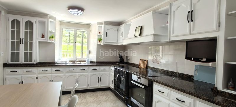 Foto 8322ca10-f2c5-4d23-a2aa-5b8b1df7912d. Alquiler casa pareada en lugar aneiros 2 **casa baturro alquiler vacional** en Cedeira