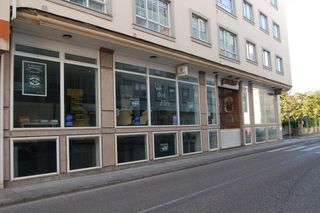 Locale commerciale in Rúa río da braxe 4. **bajo comercial en venta**