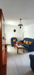 Piso en Cedeira. **se vende primer piso a 3 minutos andando de cedeira**