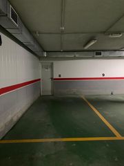 Parking coche en Cedeira