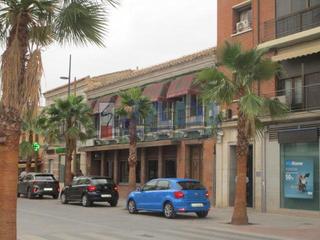 Édifice à Manzanares. Manzanaresedificio