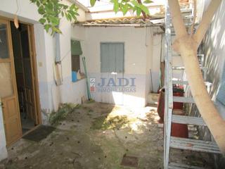 Haus in Valdepeñas. Valdepeñascasa
