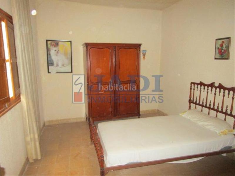 Foto 30c6b03f-ec92-4ac9-b5dd-f998f4f767e5. Casa  en Valdepeñas