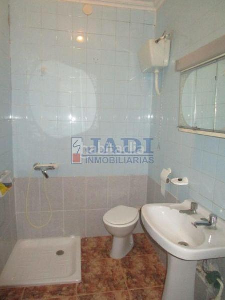 Foto 3890b20a-3bcd-4f6a-82b2-a5da3ea2cc0a. Casa amb aparcament a San Carlos del Valle