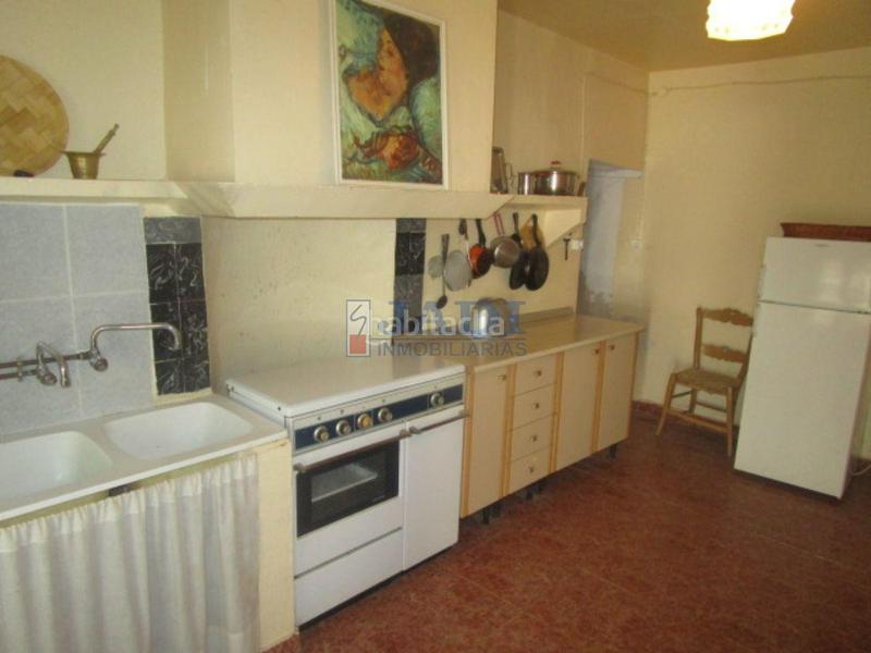 Foto 78d8c1ad-7bbc-4fb4-bd96-c1b46981cb6c. Casa amb aparcament a San Carlos del Valle