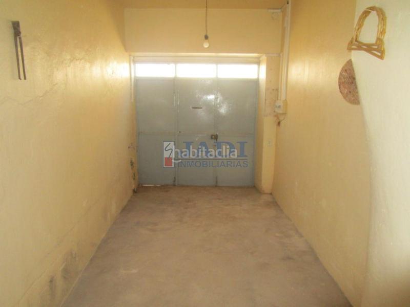 Foto fcdad4fc-55c7-4e53-9f35-5202793a3a5e. Casa amb aparcament a San Carlos del Valle