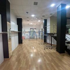 Geschäftsraum in Valdepeñas. Valdepeñaslocal