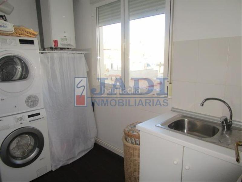 Foto 5a275cad-3e72-489a-af67-4d3a380ef965. Piso  en Valdepeñas