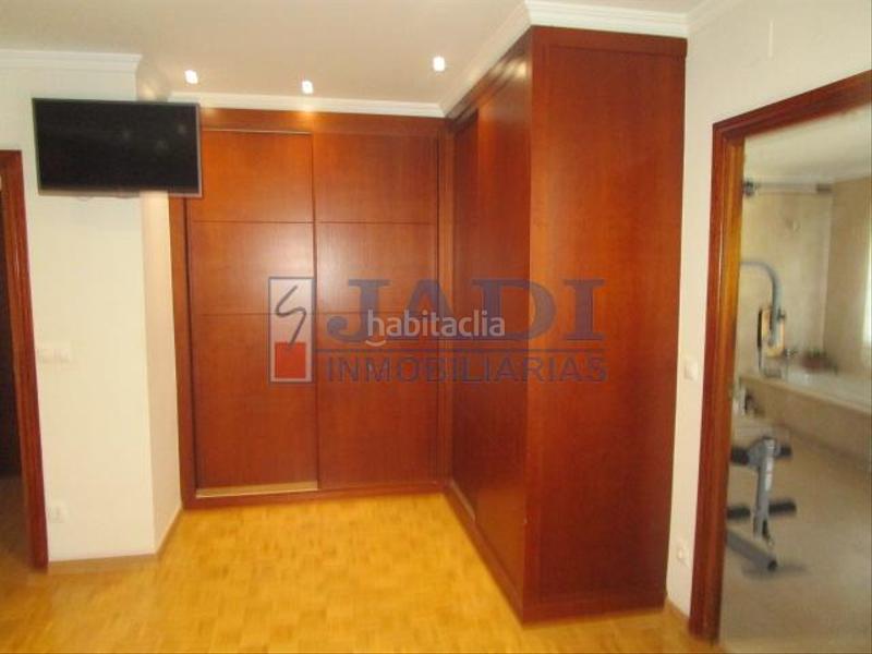 Foto 764de78a-c9c7-437f-be9c-ad5edc9a954d. Piso  en Valdepeñas