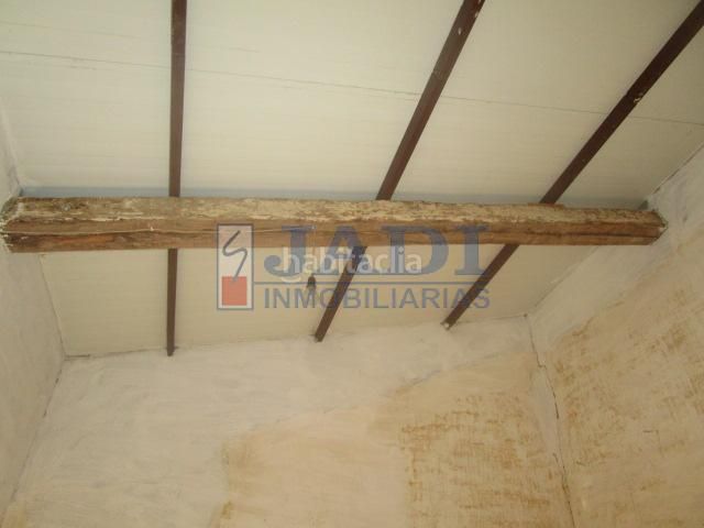 Foto a1b11f4d-51ba-4edd-8f1d-29a85e7926a9. Casa a Valdepeñas