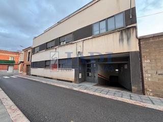 Autoparkplatz in Valdepeñas. Valdepeñasgaraje