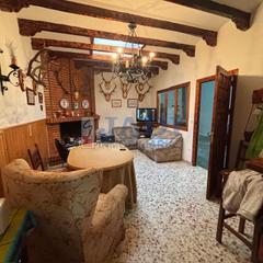 Casa in Valdepeñas. Valdepeñascasa