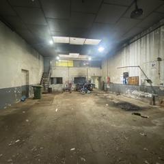 Nau industrial a Valdepeñas. Valdepeñasnave