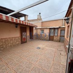 Casa en Valdepeñas. Valdepeñascasa