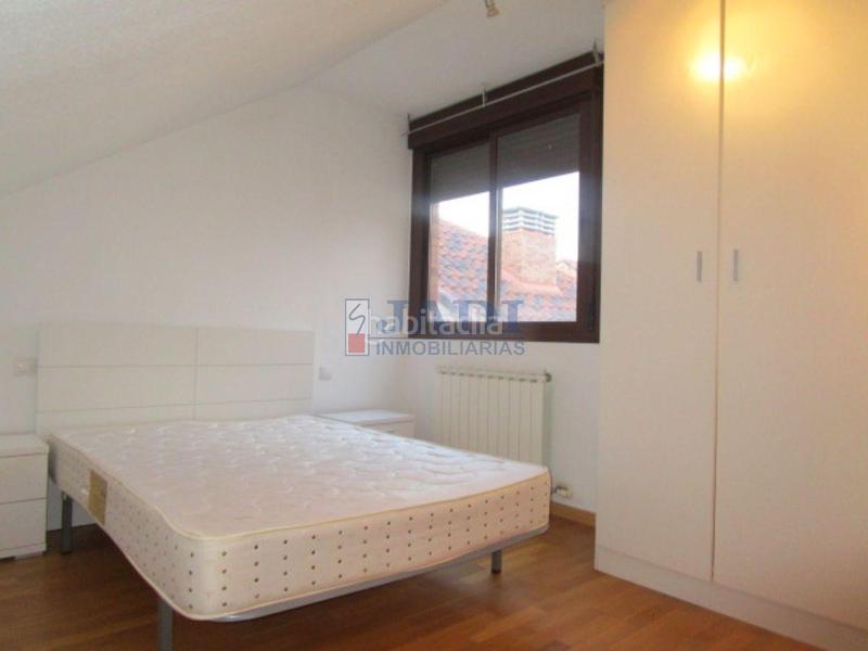 Foto 0ee46794-7bdf-4942-889d-0cd6e4d743d8. Penthouse with heating pool in Valdepeñas