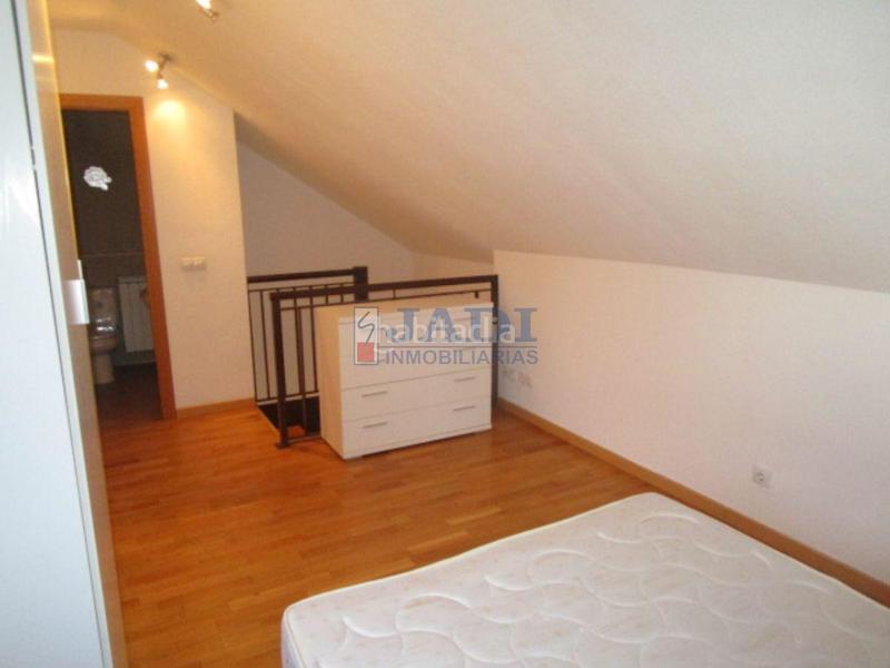 Foto 4b083e98-4261-4699-9e37-e766589a3a07. Penthouse with heating pool in Valdepeñas