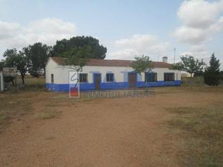 Masia a Valdepeñas. Valdepeñasfinca de recreo