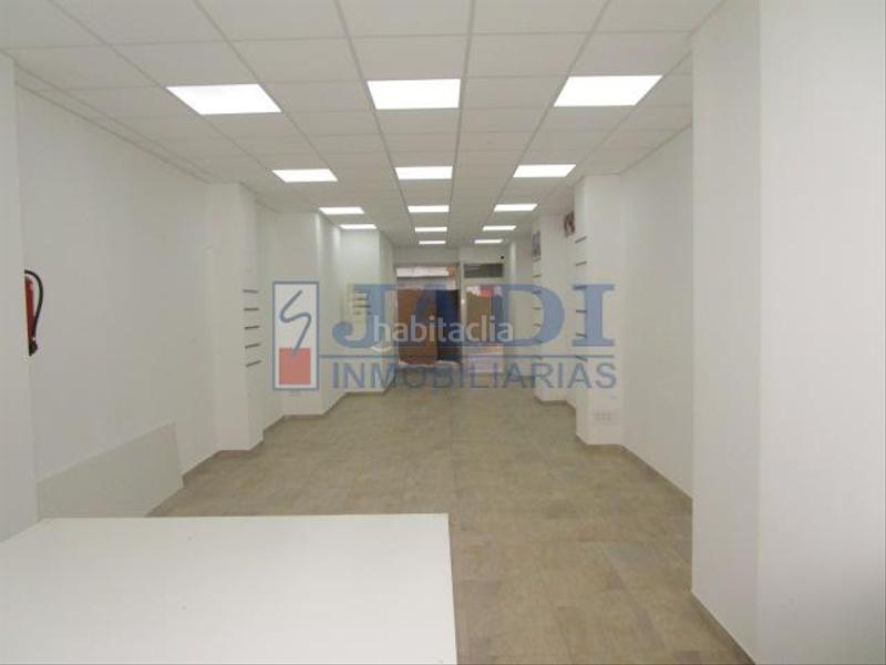 Foto db5edbc9-9331-4080-95e6-5afcc559f3d0. Alquiler local comercial local en Valdepeñas