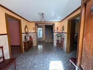 Haus in Valdepeñas. Valdepeñascasa