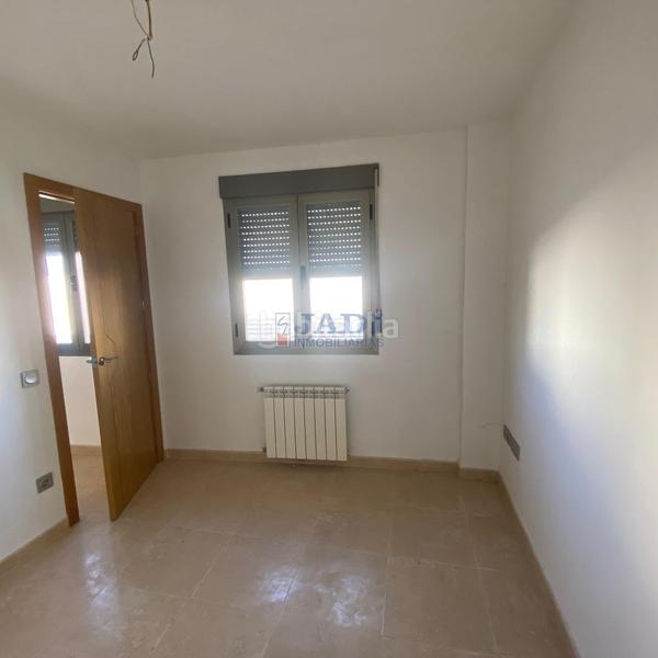 Foto c01de7c9-751d-4e06-95fe-b8f97cad1df2. Flat with heating in Valdepeñas